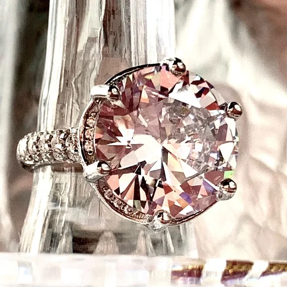 925 Sterling Silver CZ Ring Sz 7 - Picture 7 of 15